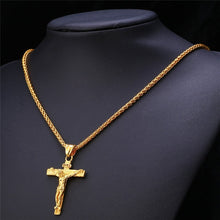 Laden Sie das Bild in den Galerie-Viewer, Religious Jesus Cross Necklace for Men