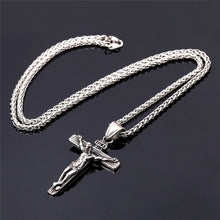 Laden Sie das Bild in den Galerie-Viewer, Religious Jesus Cross Necklace for Men