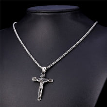 Laden Sie das Bild in den Galerie-Viewer, Religious Jesus Cross Necklace for Men