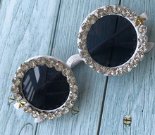 Laden Sie das Bild in den Galerie-Viewer, 2019 M16 Gorgeous Women Sunglasses