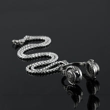Laden Sie das Bild in den Galerie-Viewer, DJ Headphone Pendant Necklaces H Stainless Steel Chain