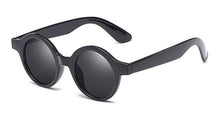Laden Sie das Bild in den Galerie-Viewer, FREYRS Small Round Designer Sunglasses