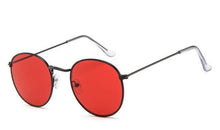 Laden Sie das Bild in den Galerie-Viewer, Retro oval sunglasses  design  vintage