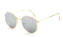 Laden Sie das Bild in den Galerie-Viewer, Retro oval sunglasses  design  vintage