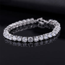 Laden Sie das Bild in den Galerie-Viewer, 4mm Cubic Zirconia   Crystal